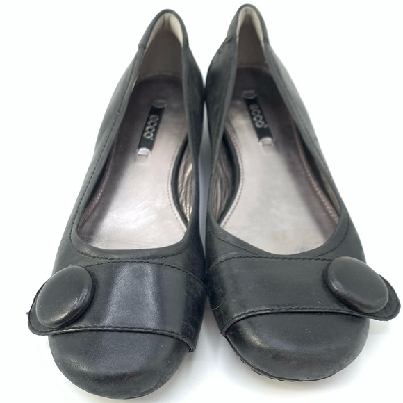Ecco Black Leather Flats Size 37 - Picture 1 of 6